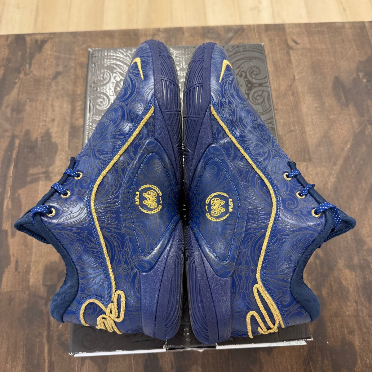 Nike LeBron 22 Monopoly Deep Royal Blue - Image 5