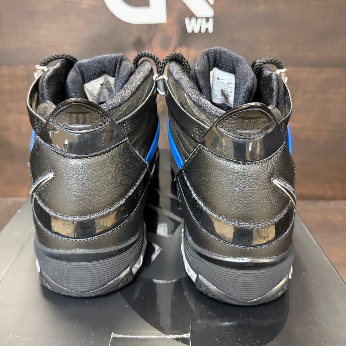 Nike LeBron 3 The Shop Black University Red (2022) - Image 4