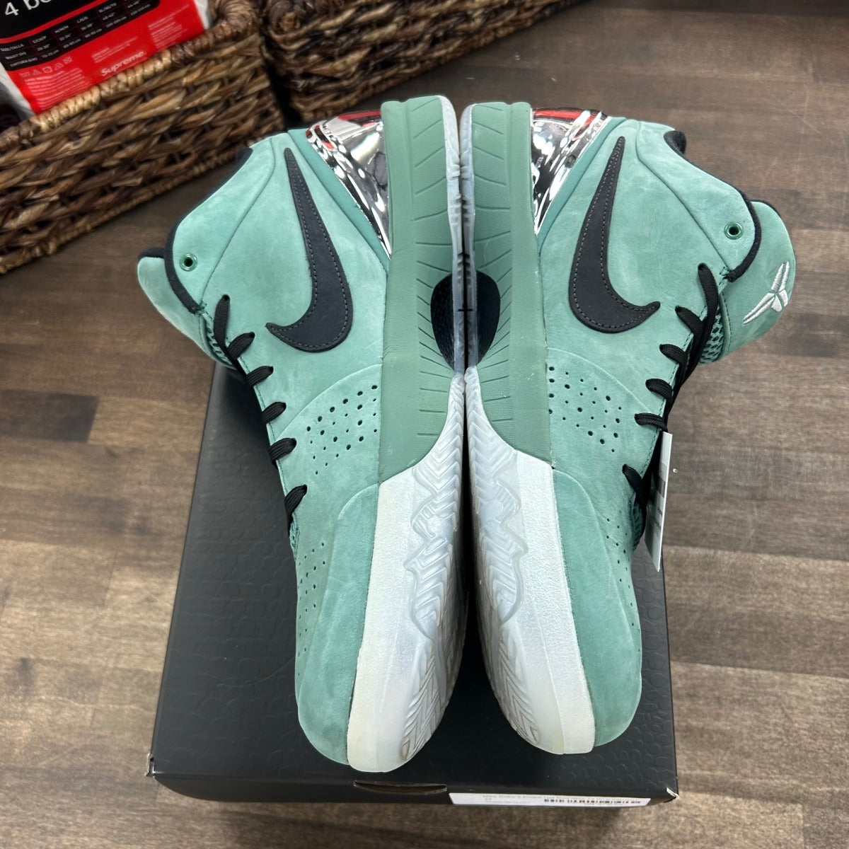 Nike Kobe 4 Protro Girl Dad Size 13 (Pre-Owned) - Image 3