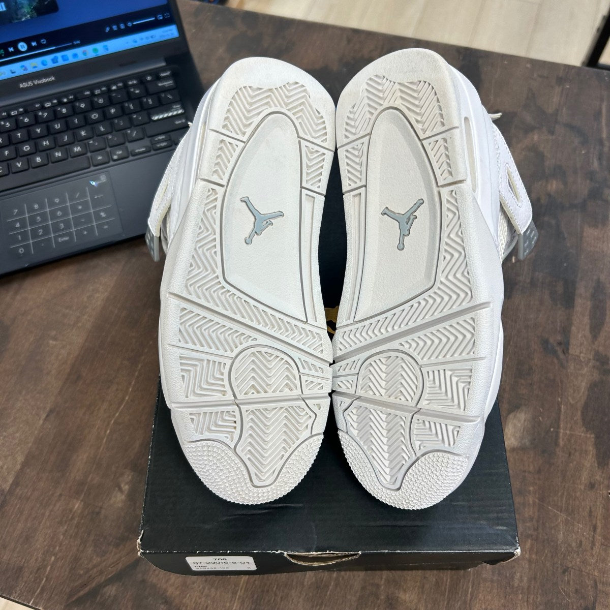 Jordan 4 Retro Pure Money (2017) (GS) - Image 5