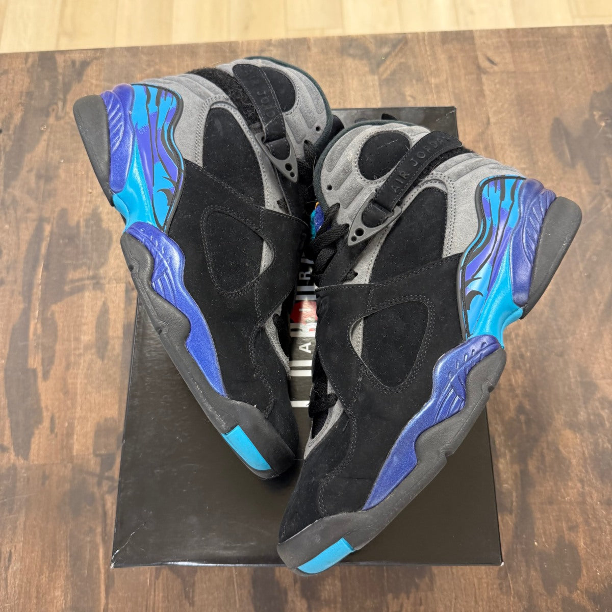 Jordan 8 Retro Aqua (2025) - Image 1