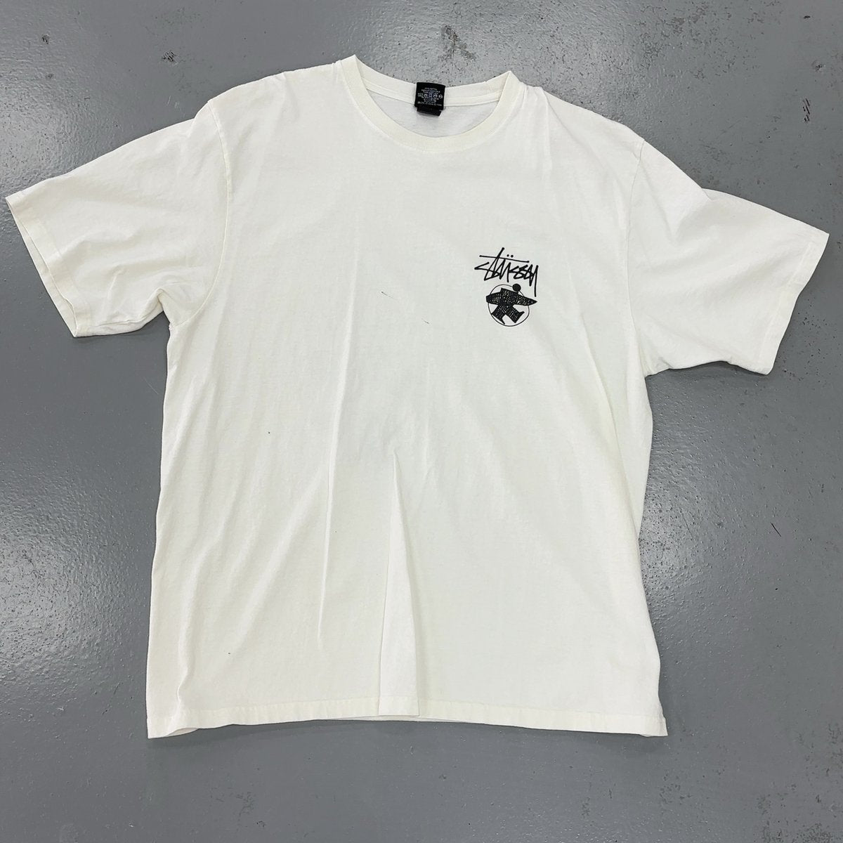 Stussy Tee Size L (Pre-Owned) - front