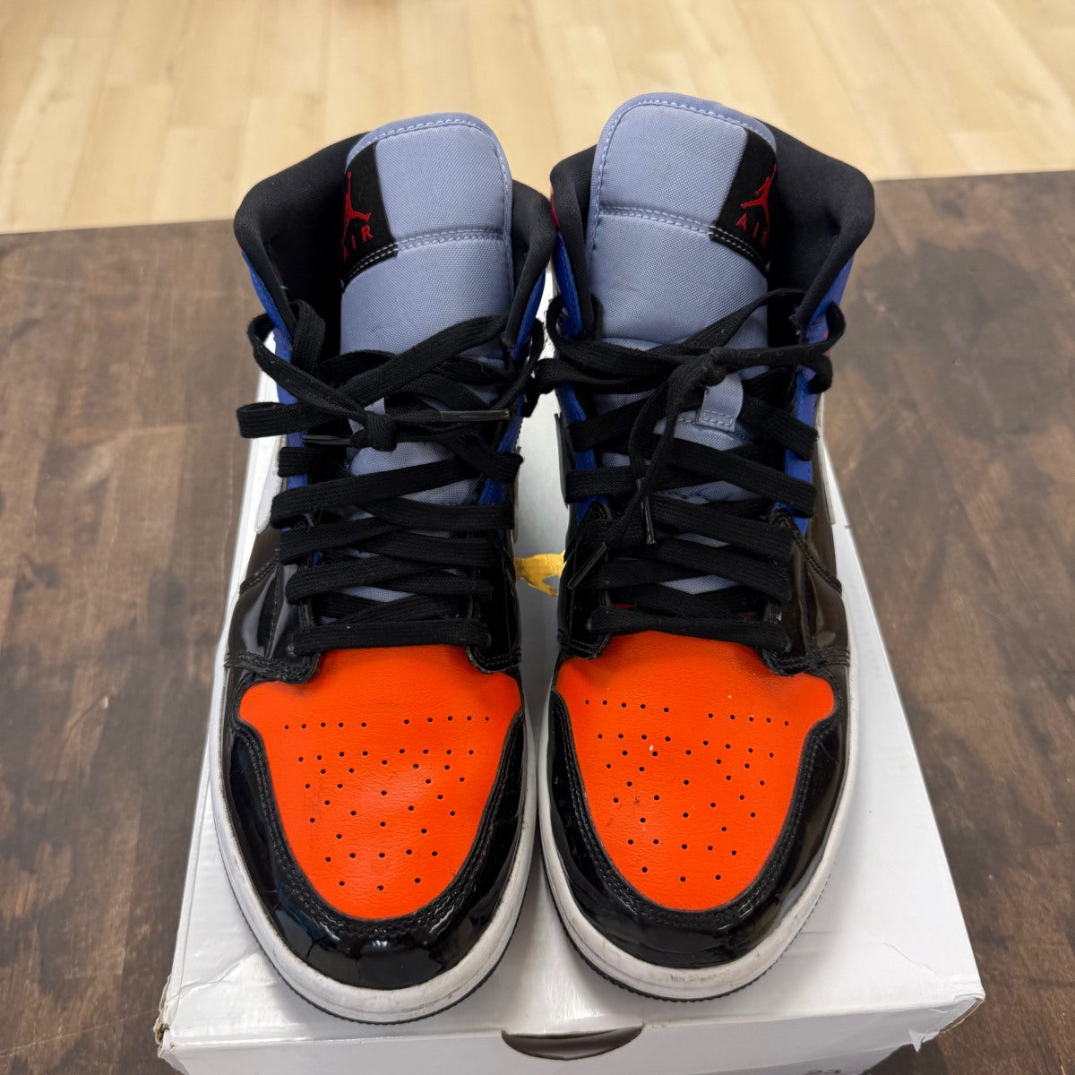Jordan 1 Mid Multi Patent (Women's) - Image 2