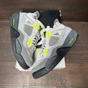 Jordan 4 Retro SE 95 Neon (GS) Size 7Y (Pre-Owned) - tag