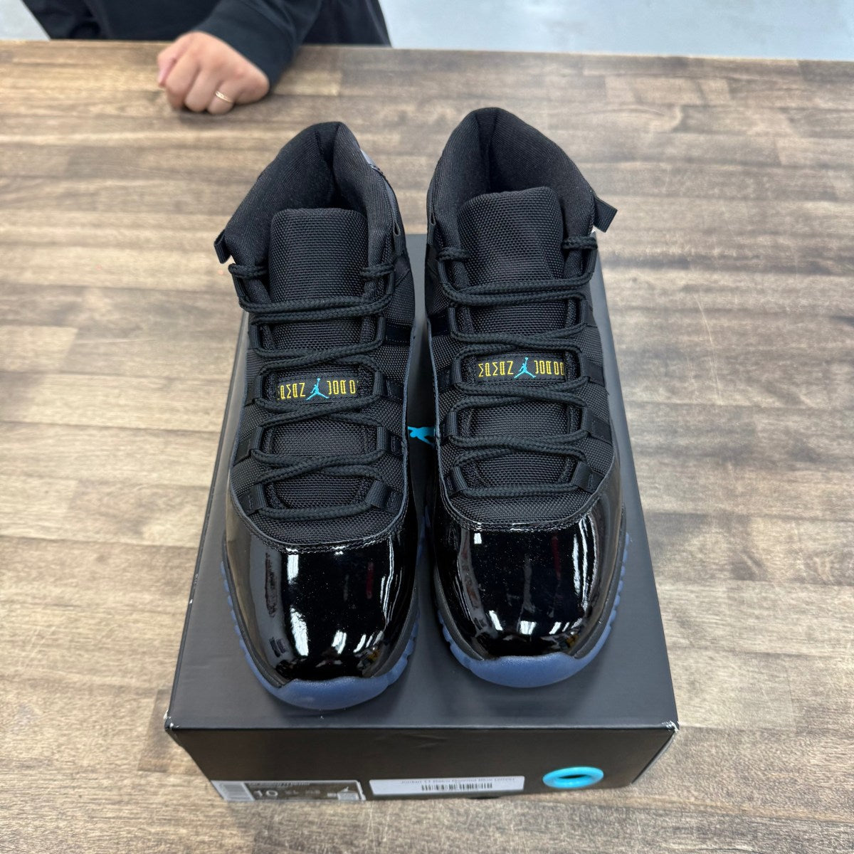 Jordan 11 Retro Gamma Blue (2025) - Image 2
