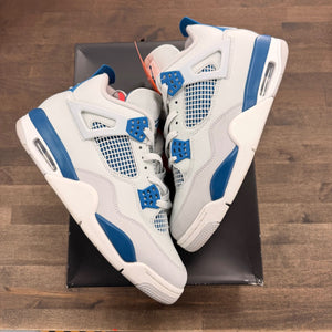 Jordan 4 Retro Military Blue (2024) Size 10 (Pre-Owned) - Image 1