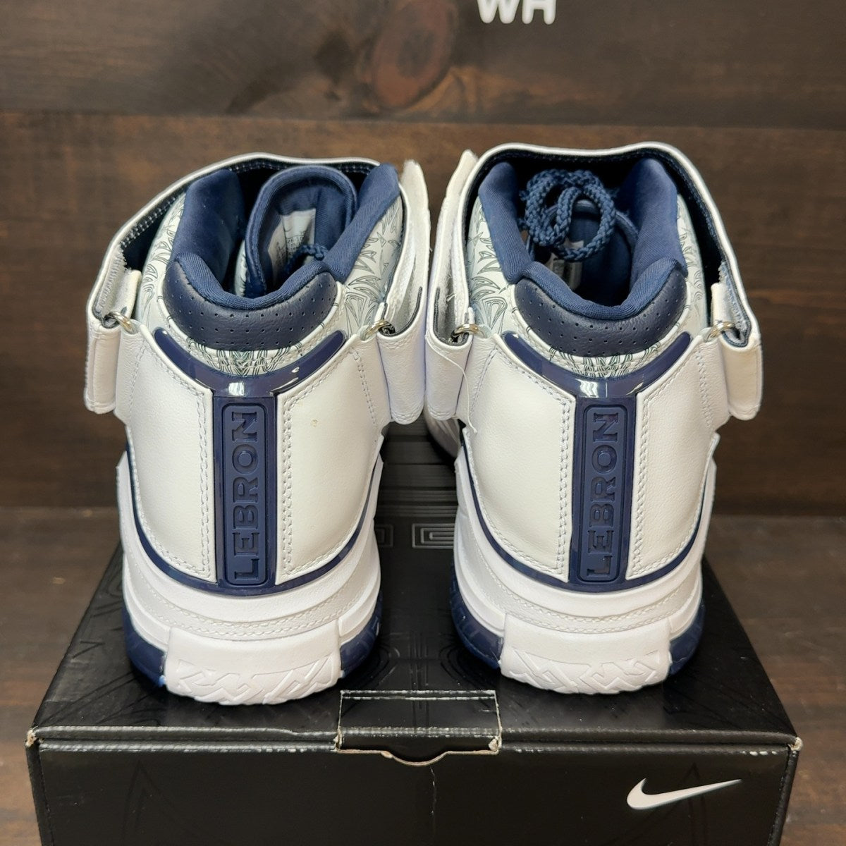 Nike LeBron Zoom 2 Midnight Navy (2022) Size 12 (Pre-Owned) - aux