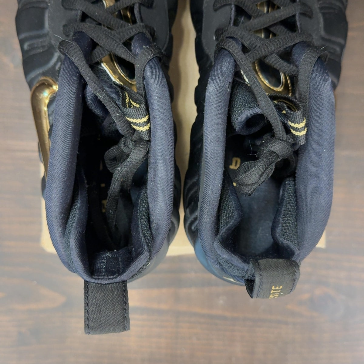 Nike Air Foamposite Pro Black Metallic Gold Size 12 (Pre-Owned) - Image 6