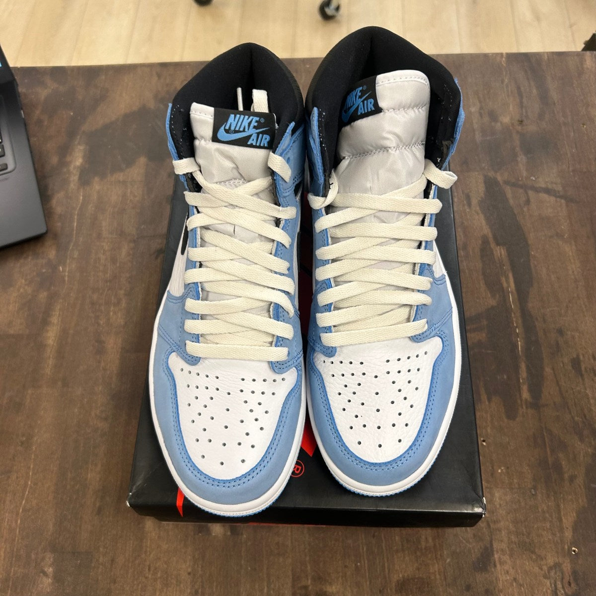 Jordan 1 Retro High OG University Blue - Image 2
