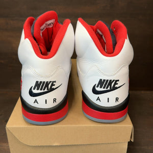 Jordan 5 Retro Fire Red Black Tongue (2025) Size 13 (Pre-Owned) - Image 5