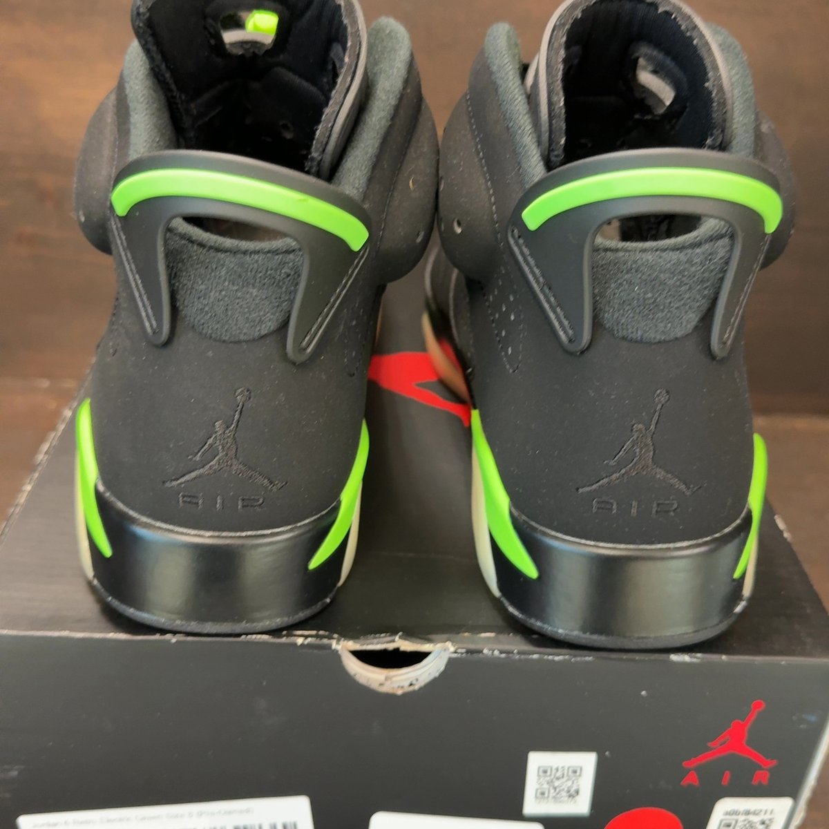 Jordan 6 Retro Electric Green Size 8 (Pre-Owned) - aux