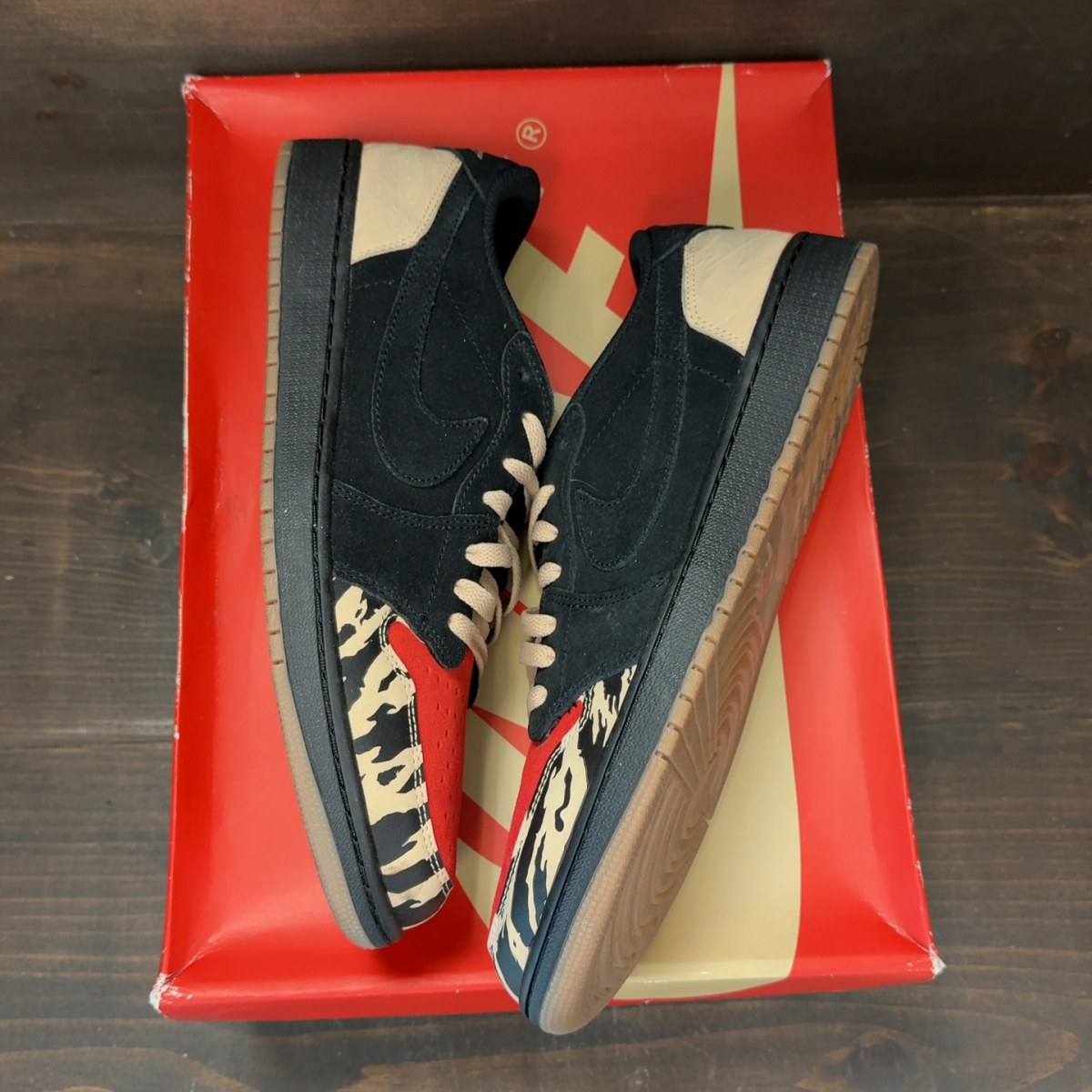 Jordan 1 Retro Low OG SP SoleFly - Image 2