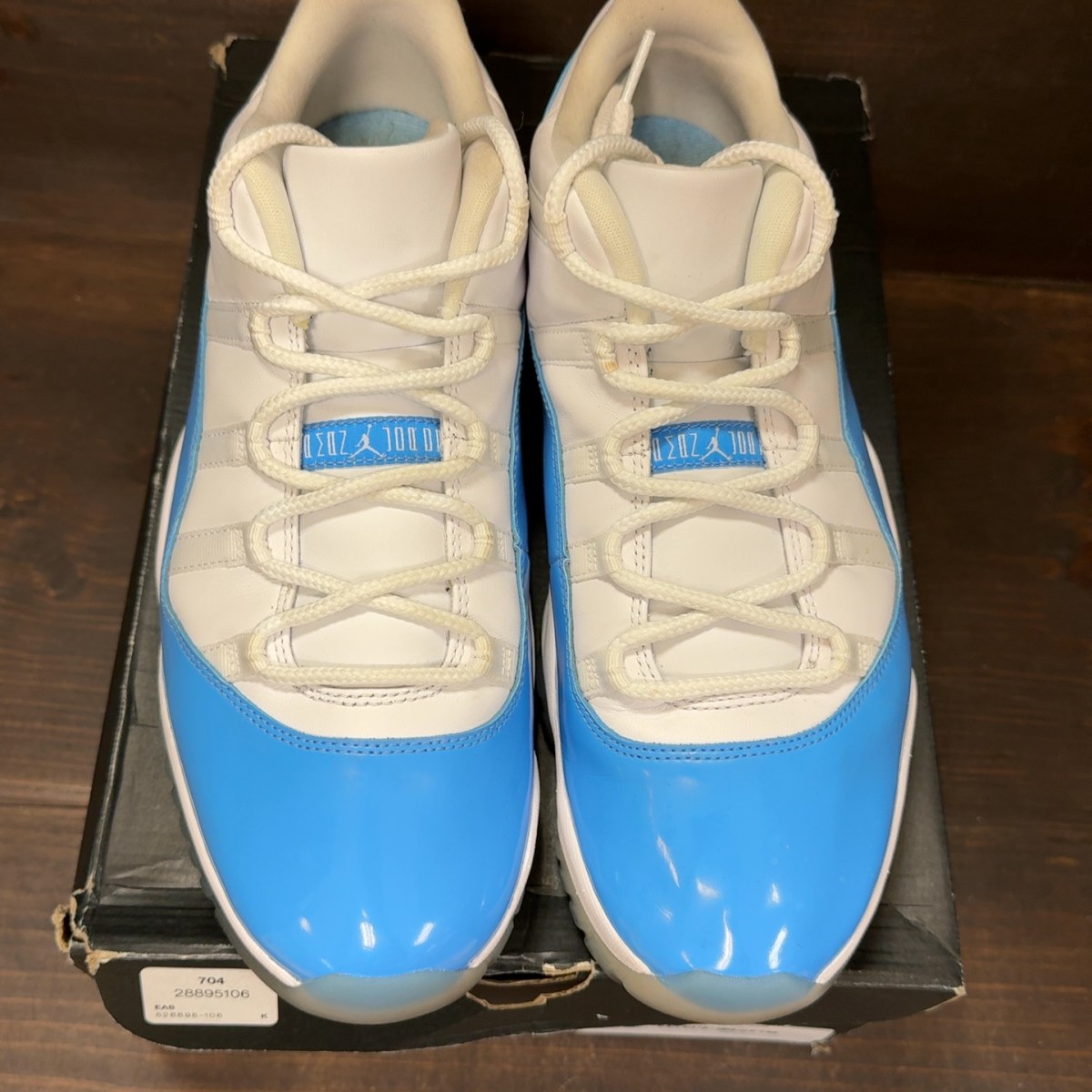 Jordan 11 Retro Low University Blue (2017) - Image 3