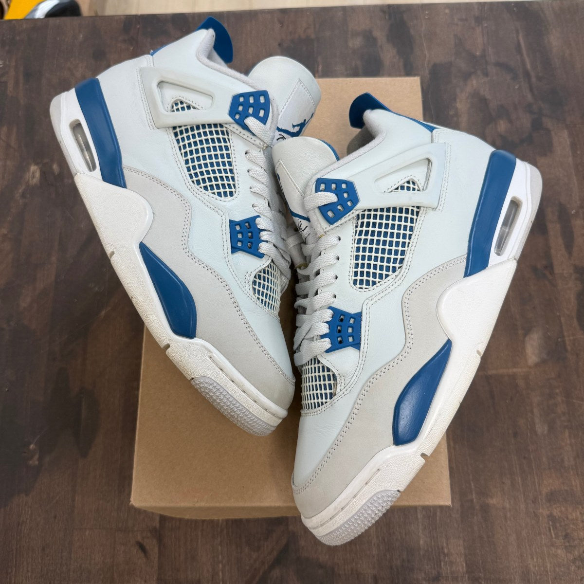 Jordan 4 Retro Military Blue (2024) Size 10 (Pre-Owned) - Image 1