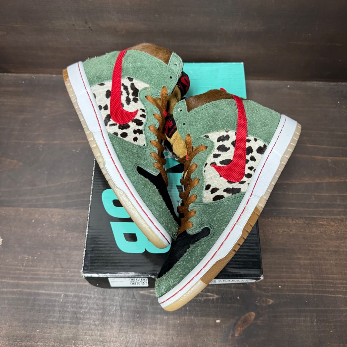 Nike SB Dunk High Dog Walker Size 9.5 (Pre-Owned) - back