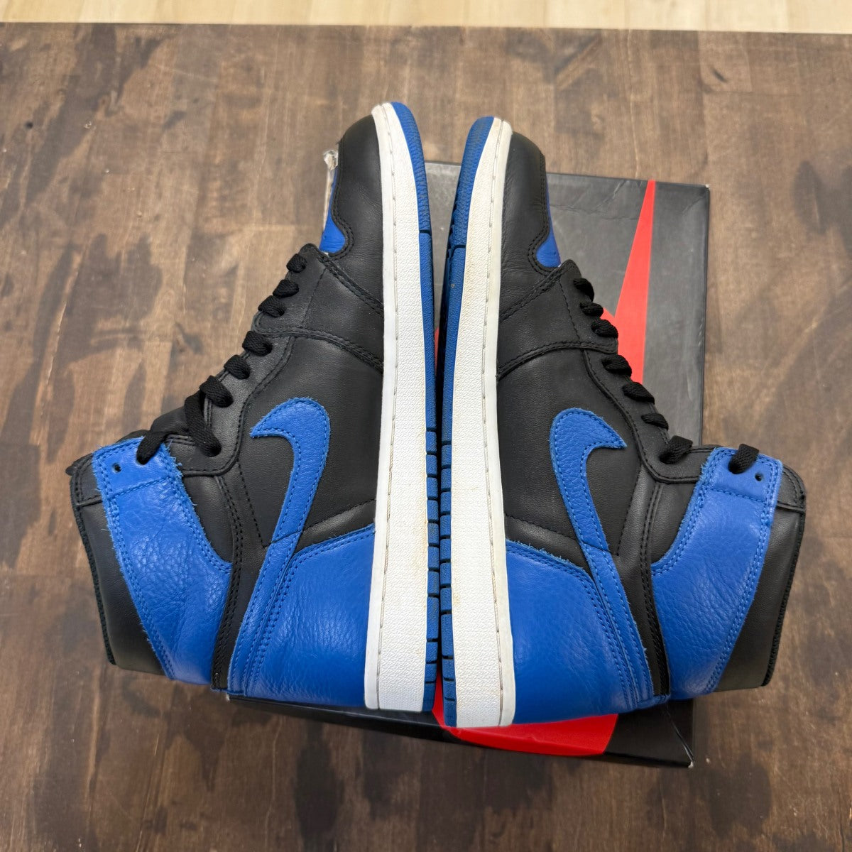 Jordan 1 Retro Royal (2017) - Image 4