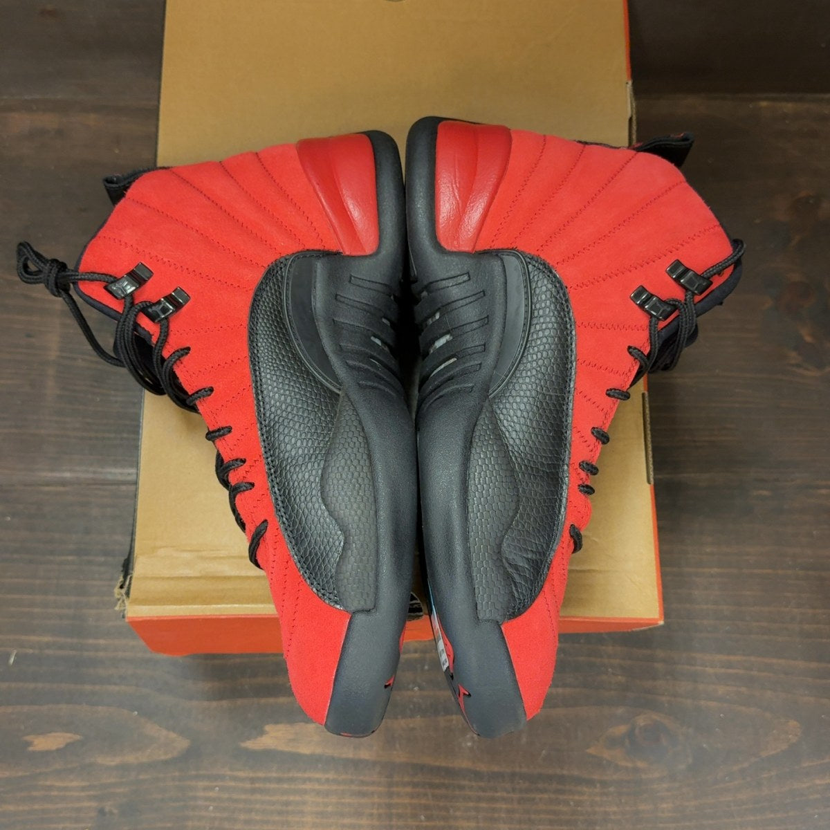 Jordan 12 Retro Reverse Flu Game Size 9.5 (Pre-Owned) - Image 4