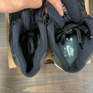 Jordan 11 Retro Playoffs Bred (2019) (GS) Size 7Y (Pre-Owned) - aux
