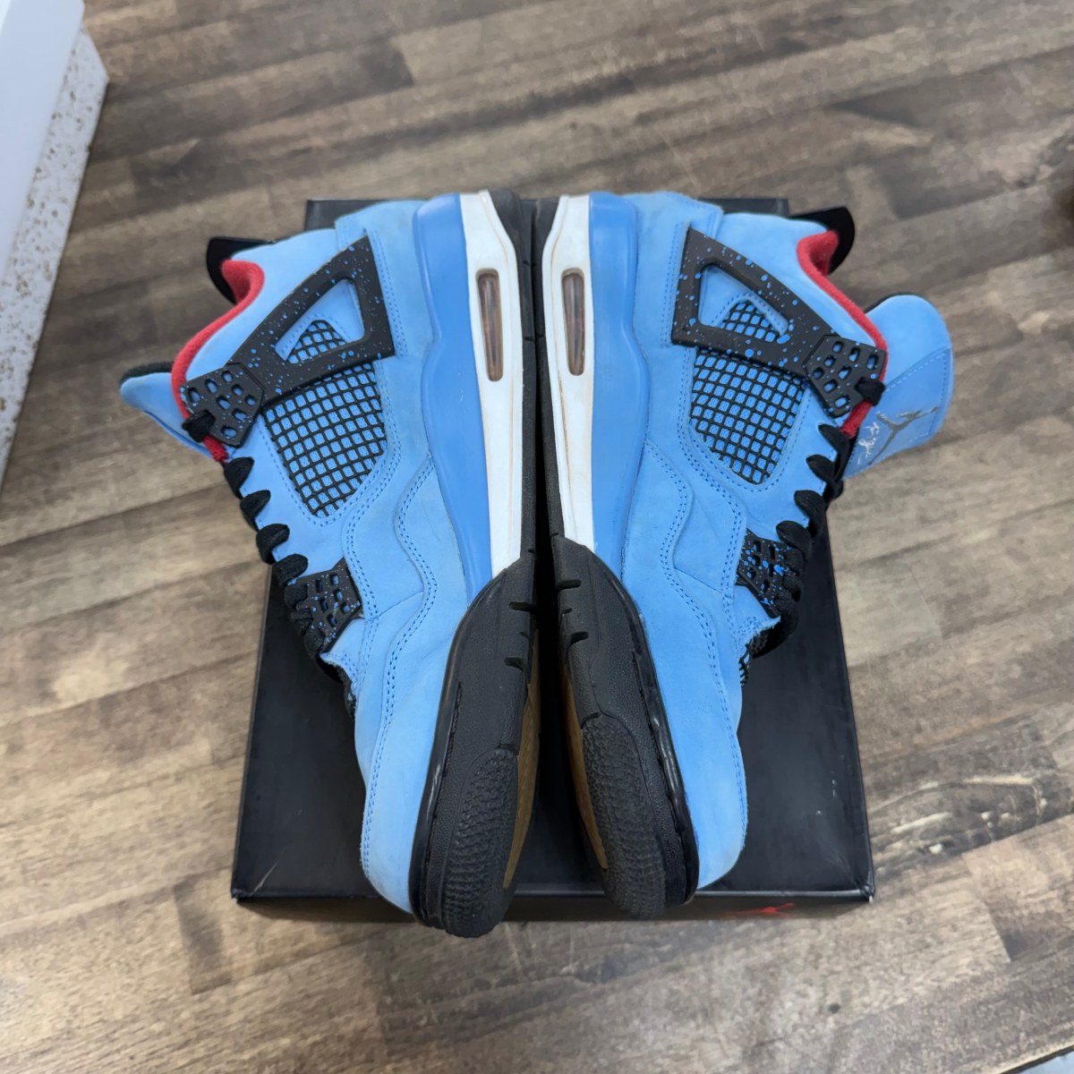Jordan 4 Retro Travis Scott Cactus Jack - Image 3