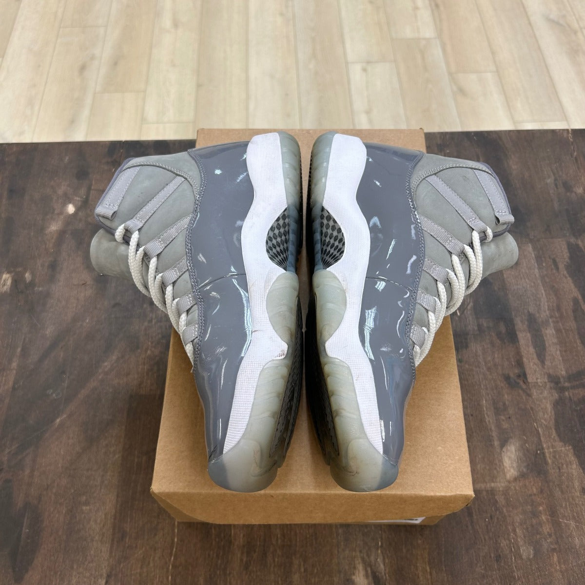 Jordan 11 Retro Cool Grey (2021) Size 10 (Pre-Owned) - Image 3