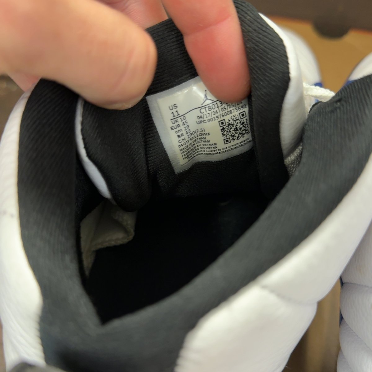 Jordan 12 Retro Blueberry Size 11 (Pre-Owned) - aux