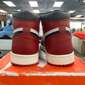 Jordan 1 Retro High OG Chicago Lost and Found - Image 4
