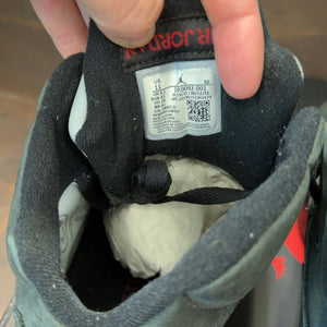 Jordan 5 Retro Gore-Tex Off Noir (Women's) Size 11W (Pre-Owned) - aux