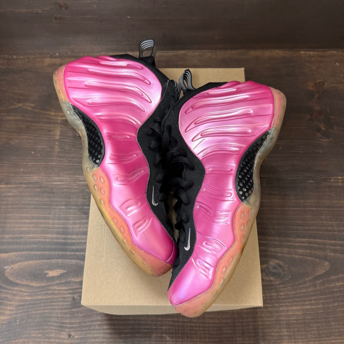 Nike Air Foamposite One Pearlized Pink Size 11 (Pre-Owned) - Image 2