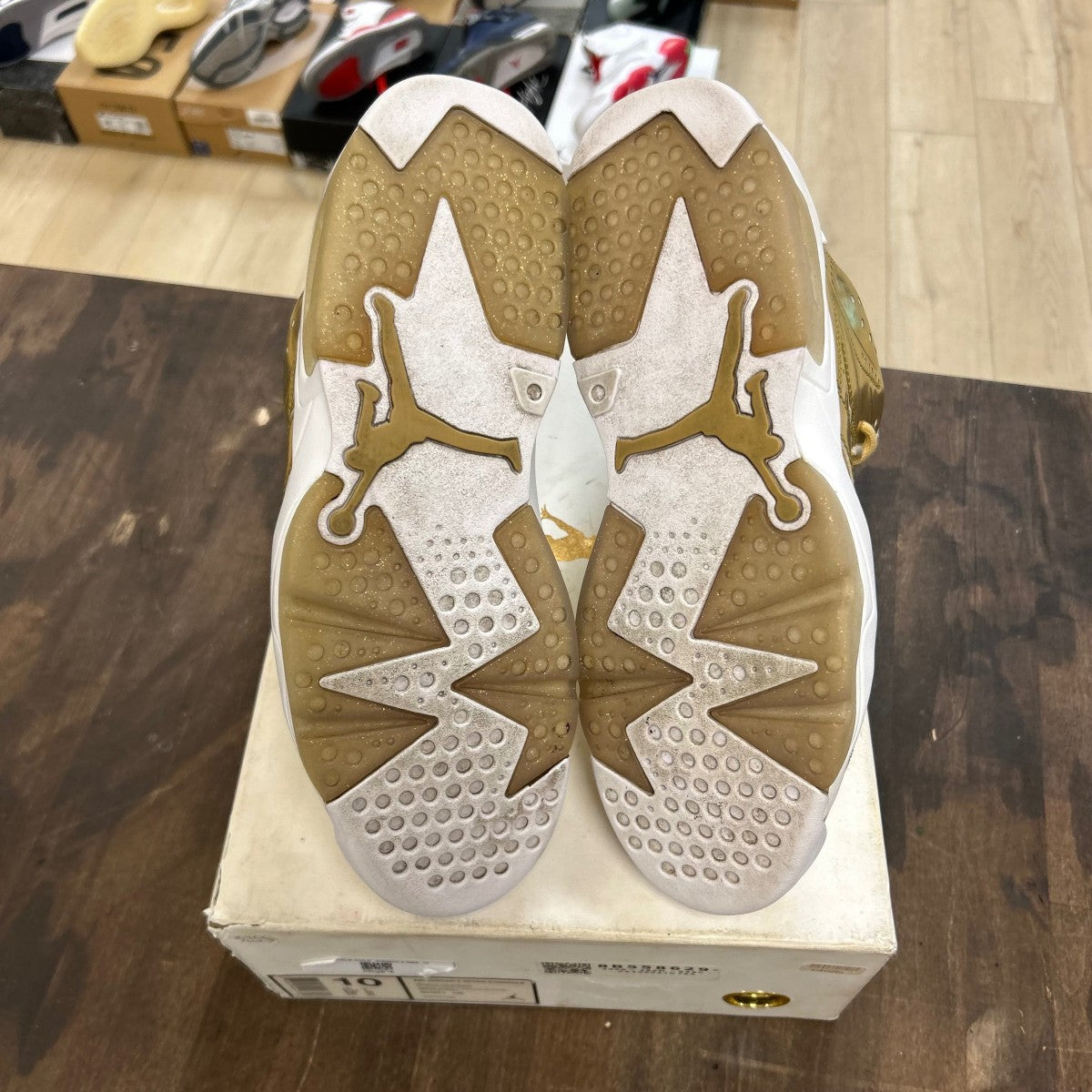 Jordan 6 Retro Pinnacle Metallic Gold - Image 5