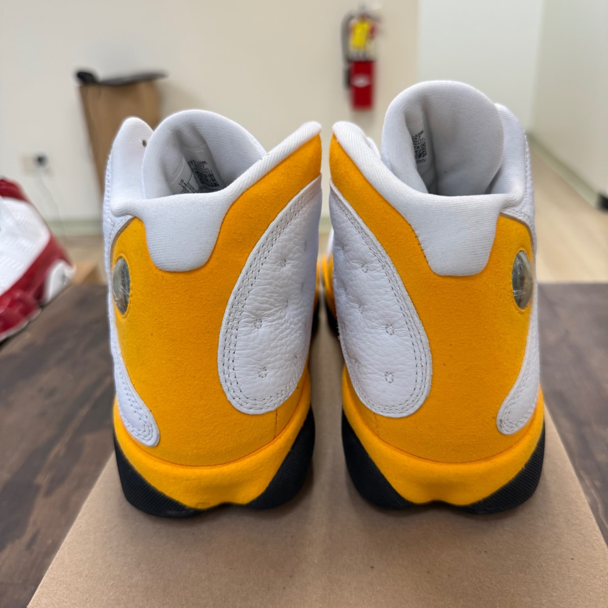 Jordan 13 Retro Del Sol Size 11 (Pre-Owned) - Image 3