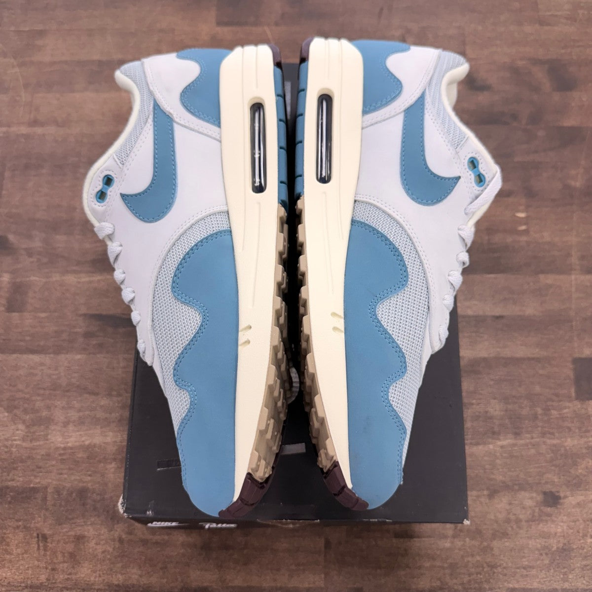 Nike Air Max 1 Patta Waves Noise Aqua (with Bracelet) Size 13 (Pre-Owned) - Image 3