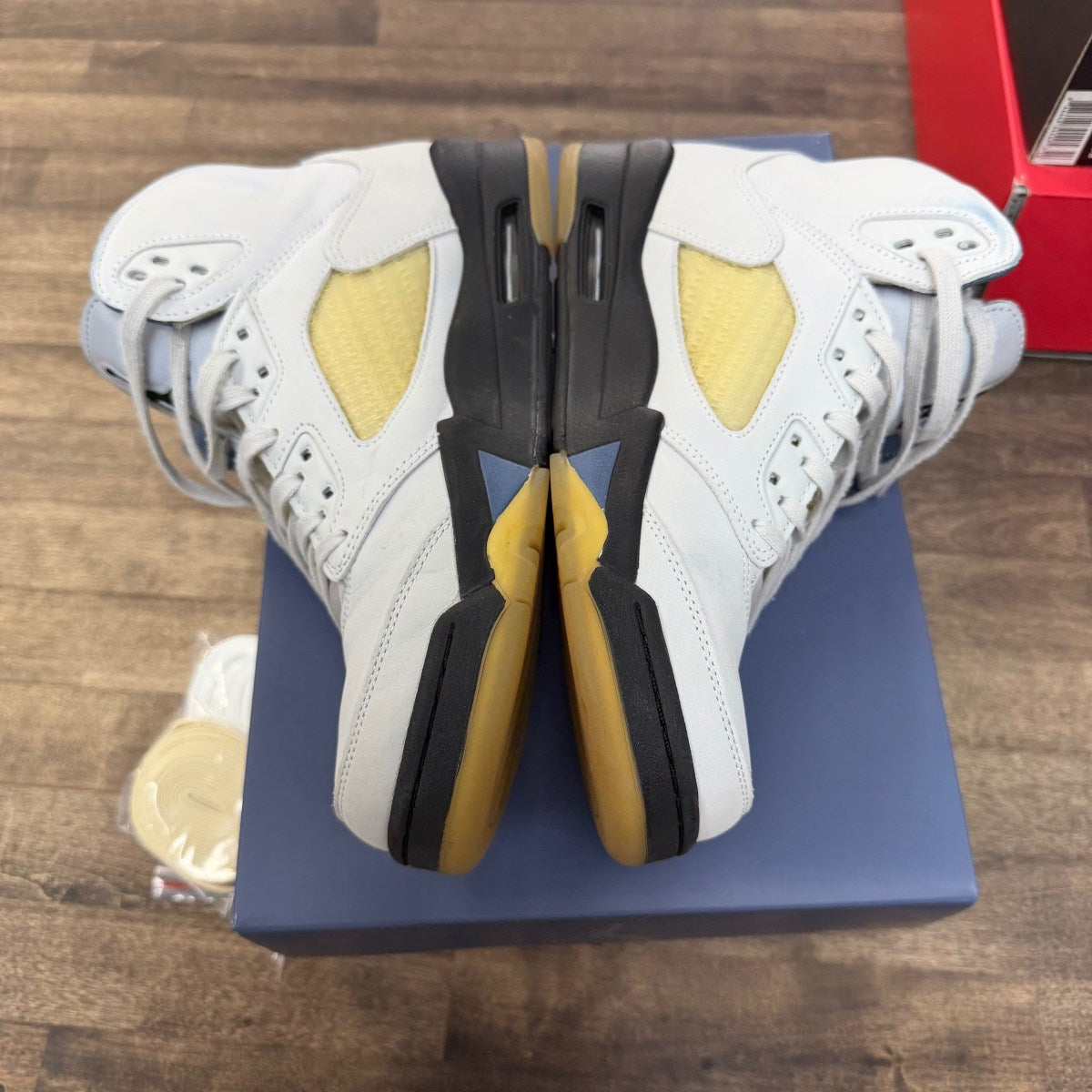 Jordan 5 Retro A Ma Maniére Dawn (Women's) - Image 5