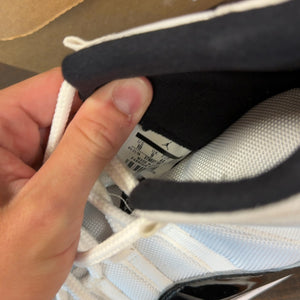 Jordan 11 Retro Concord (2018) Size 10 (Pre-Owned) - Image 7
