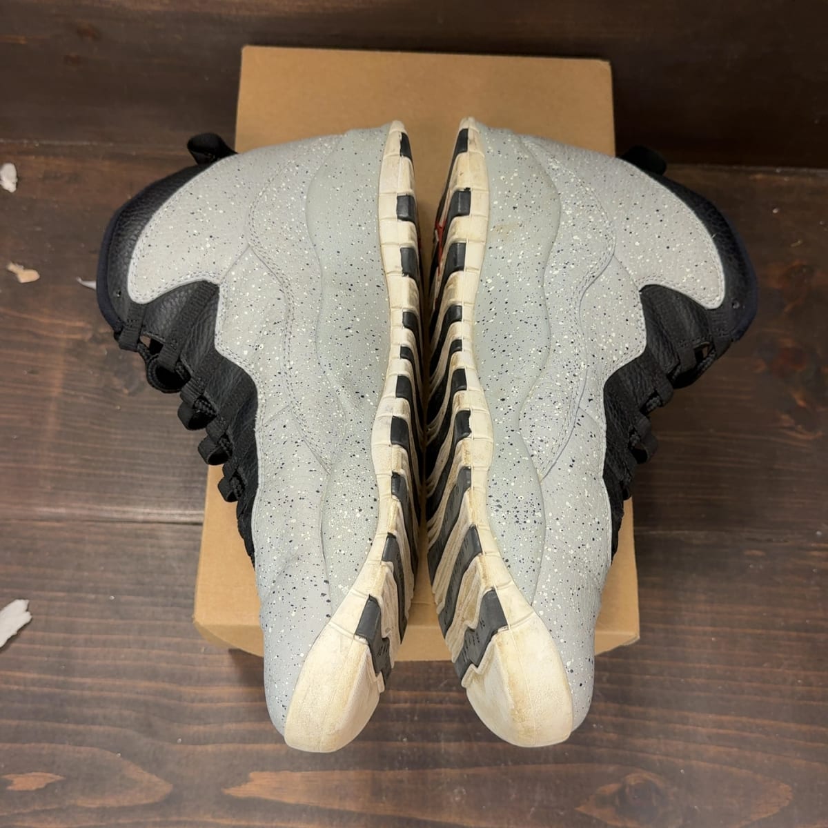 Jordan 10 Retro Light Smoke Grey Size 12 (Pre-Owned) - aux