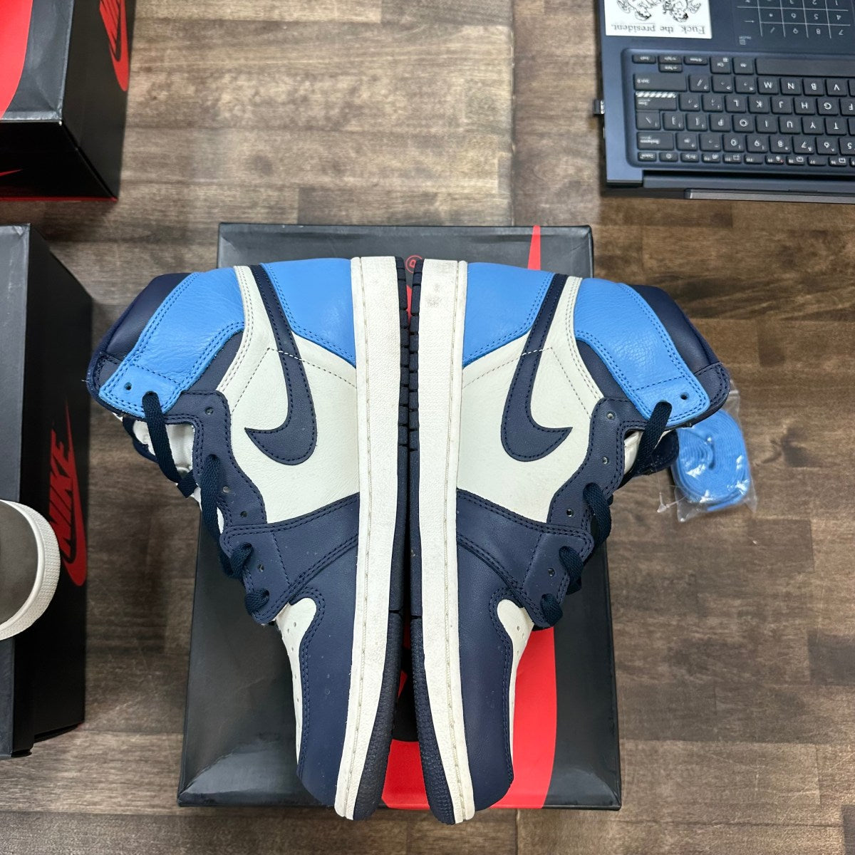 Jordan 1 Retro High Obsidian - Image 3
