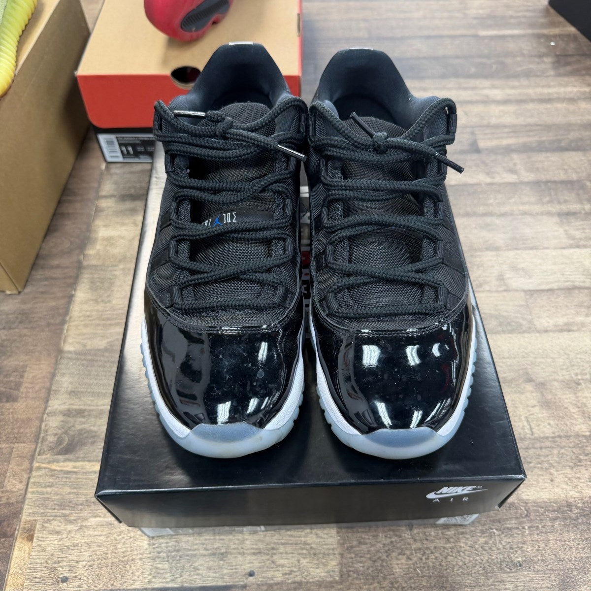 Jordan 11 Retro Low Space Jam - Image 2