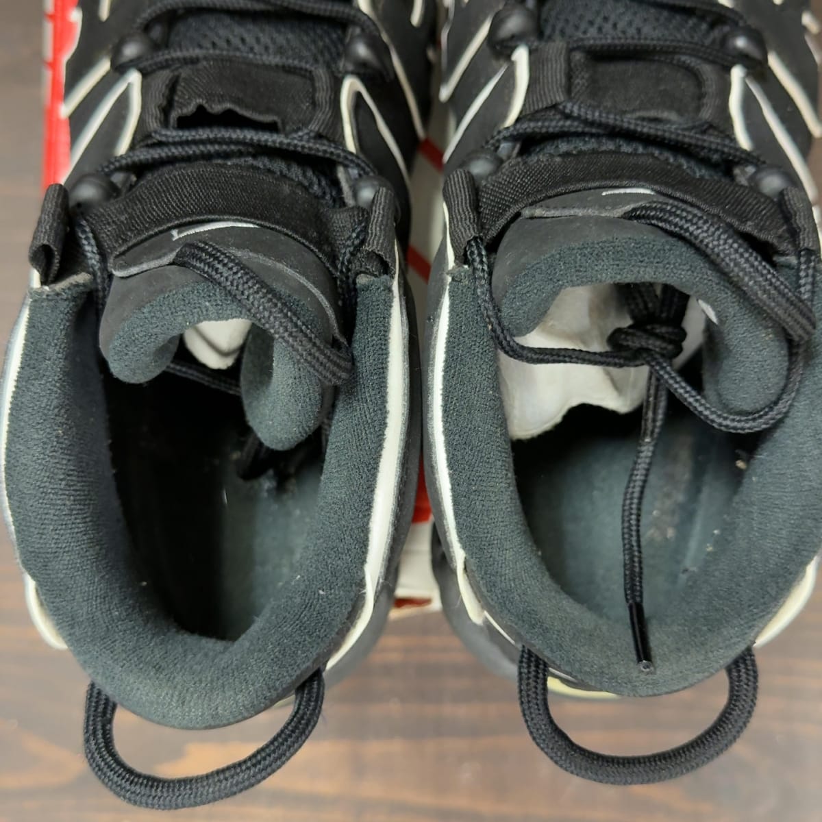 Nike Air More Uptempo Black White Size 9 (Pre-Owned) - aux