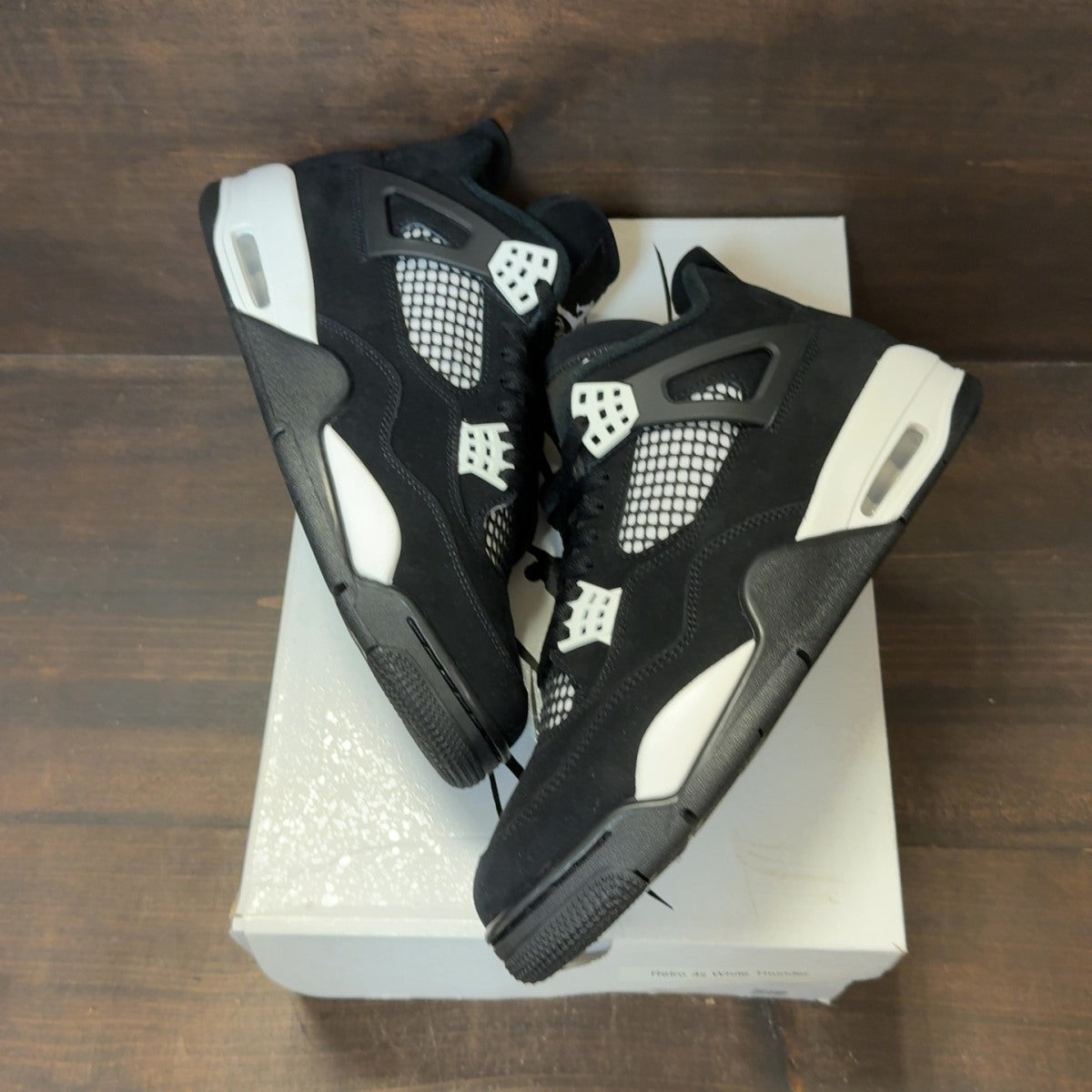 Jordan 4 Retro White Thunder - Image 2