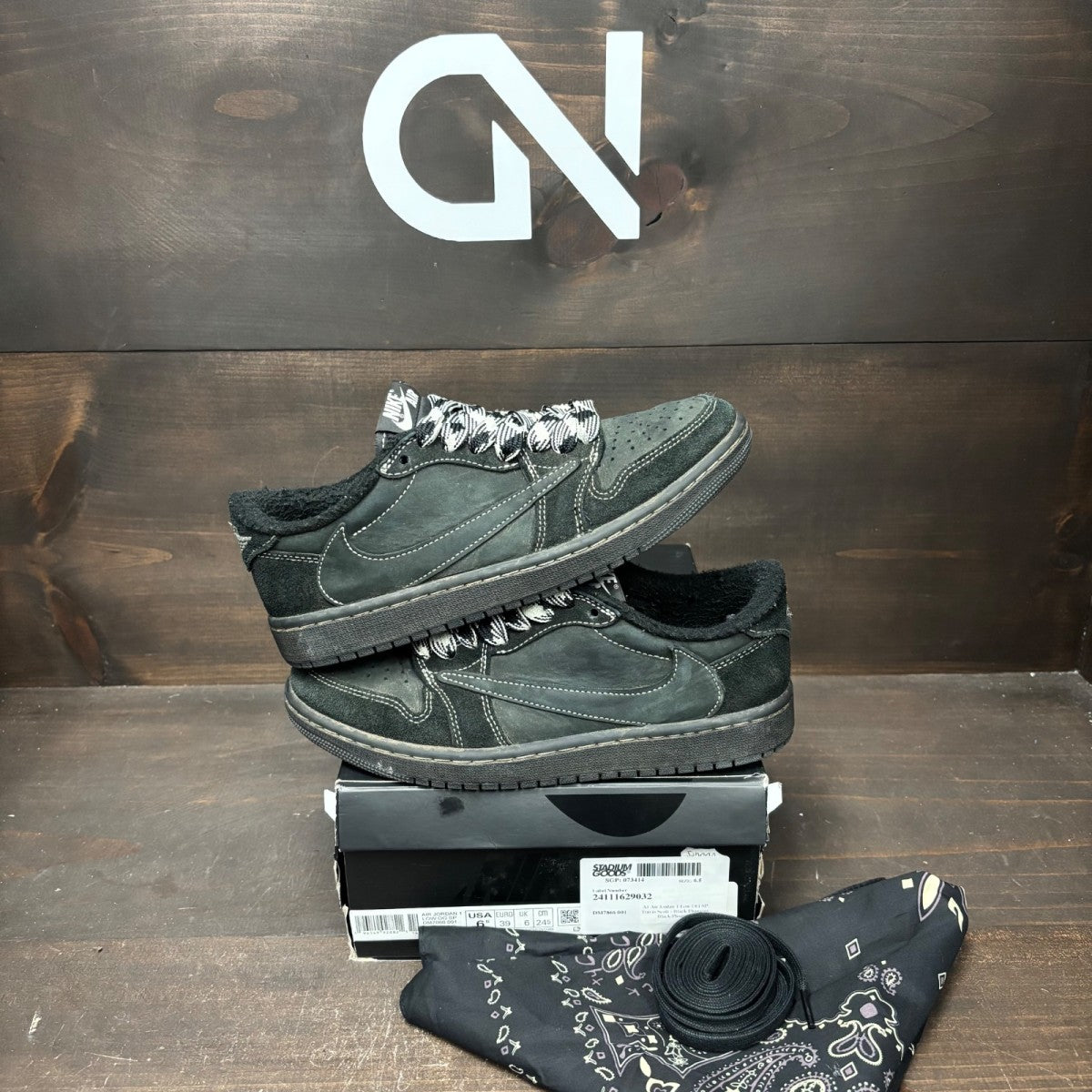 Jordan 1 Retro Low OG SP Travis Scott Black Phantom - Image 1