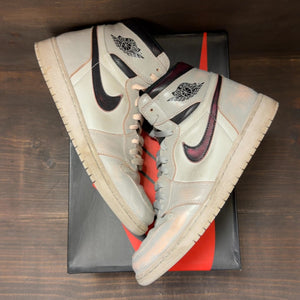 Jordan 1 Retro High OG Defiant SB NYC to Paris Size 10 (Pre-Owned) - back