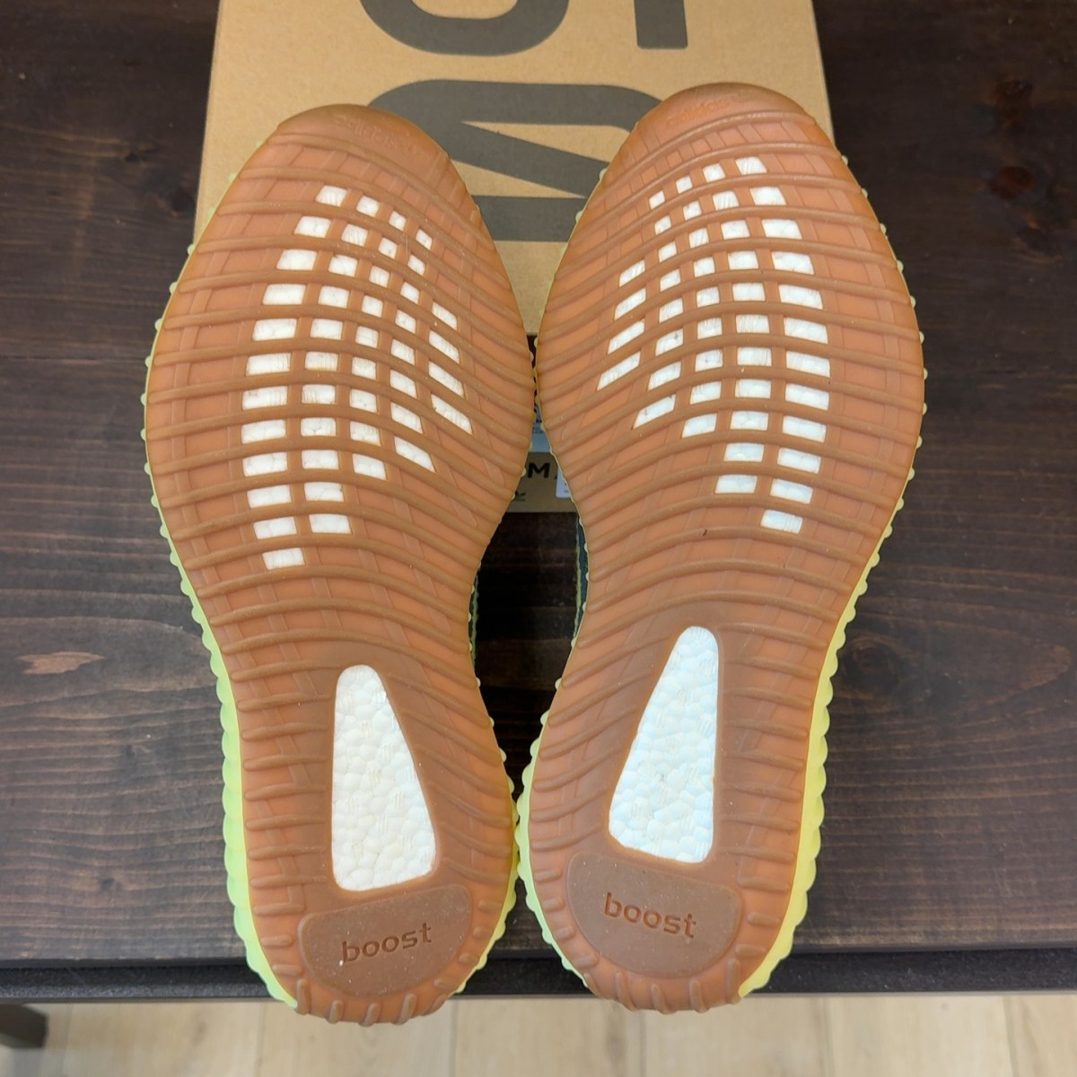 adidas Yeezy Boost 350 V2 Semi Frozen Yellow Size 12 (Pre-Owned) - Image 9