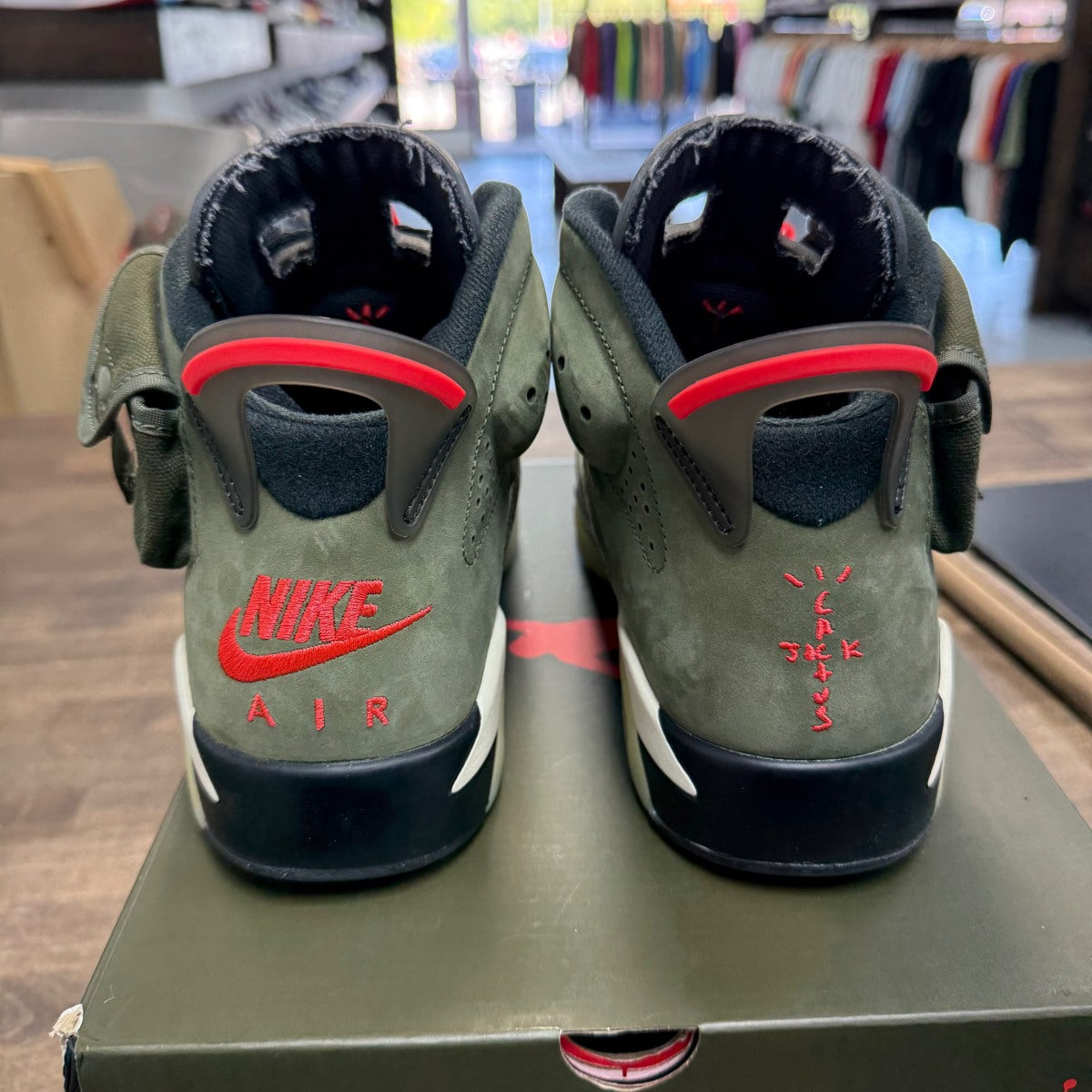 Jordan 6 Retro Travis Scott - Image 4