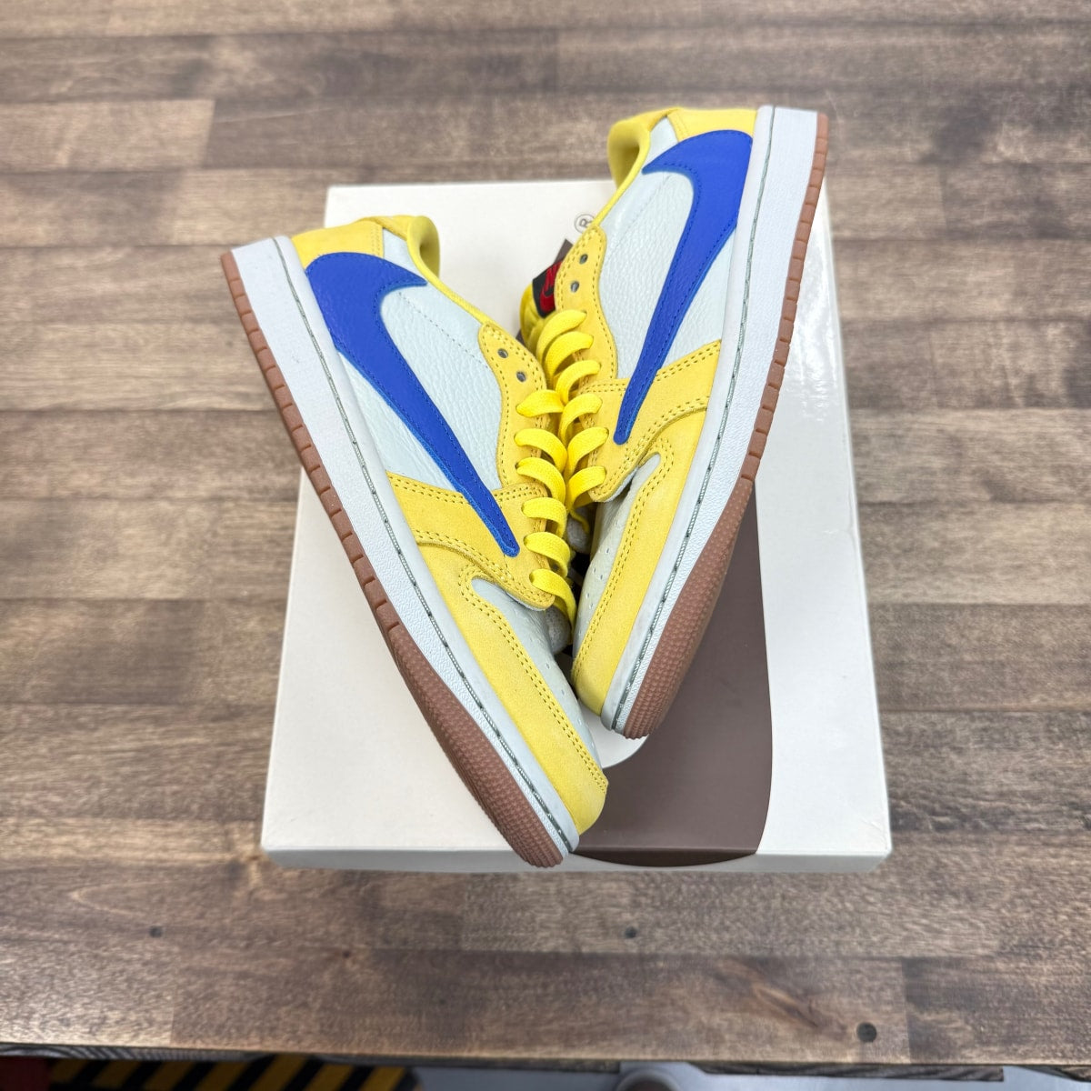 Jordan 1 Retro Low OG SP Travis Scott Canary (Women's) Size 6W (Pre-Owned) - Image 1