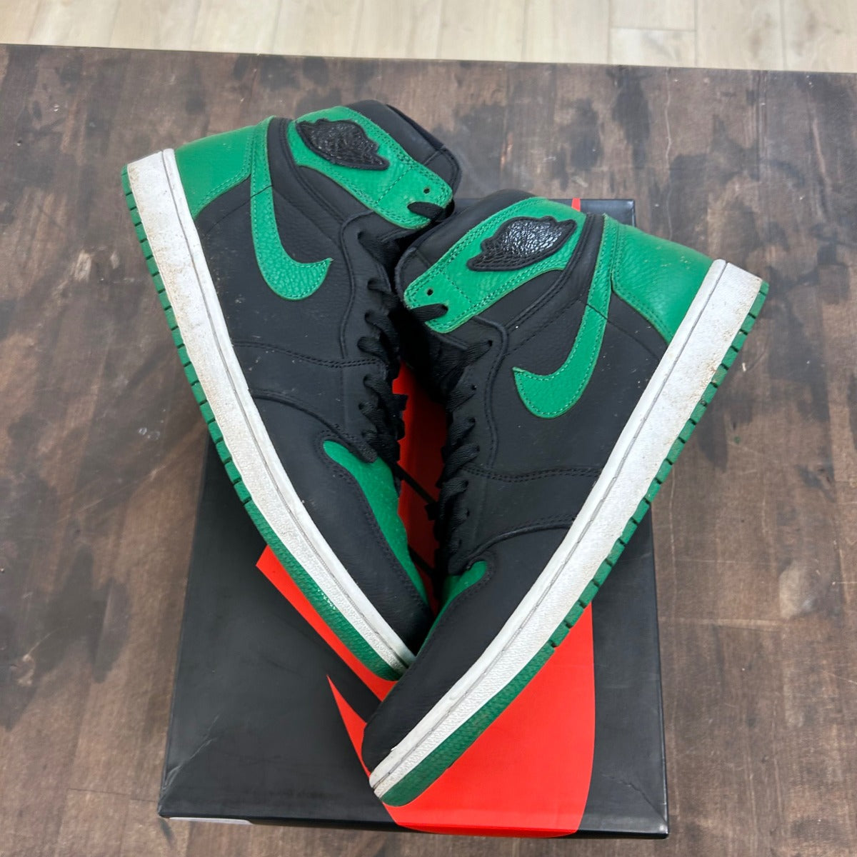 Jordan 1 Retro High Pine Green Black - Image 1