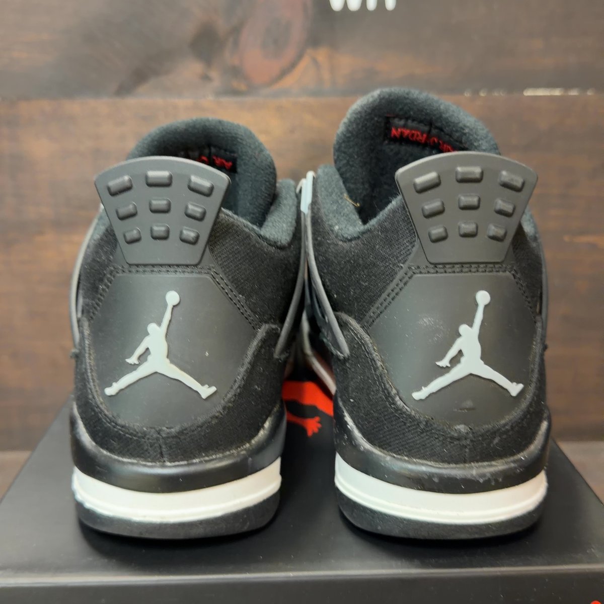 Jordan 4 Retro Black Canvas (GS) Size 7Y (Pre-Owned) - aux