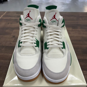 Jordan 4 Retro SB Pine Green Size 13 (Pre-Owned) - Image 2