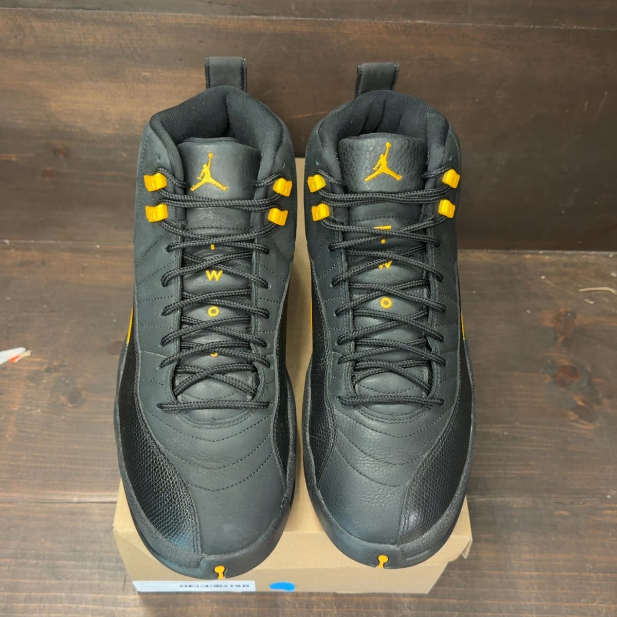 Jordan 12 Retro Black Taxi Size 13 (Pre-Owned) - tag