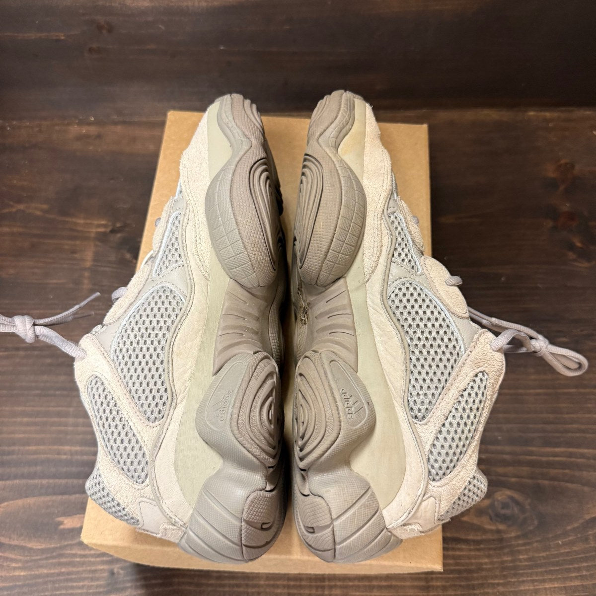 adidas Yeezy 500 Ash Grey Size 9 (Pre-Owned) - Image 6