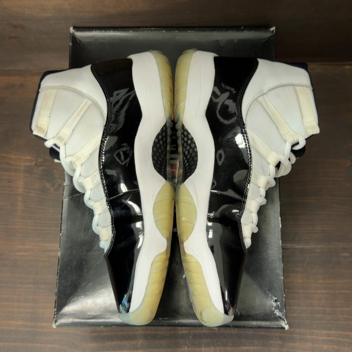 Jordan 11 Retro Concord (2018) - Image 4