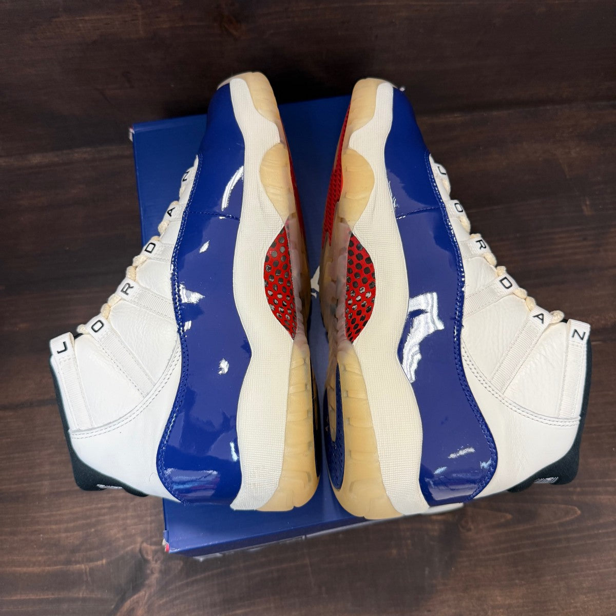 Jordan 11 Retro Rare Air - Image 5